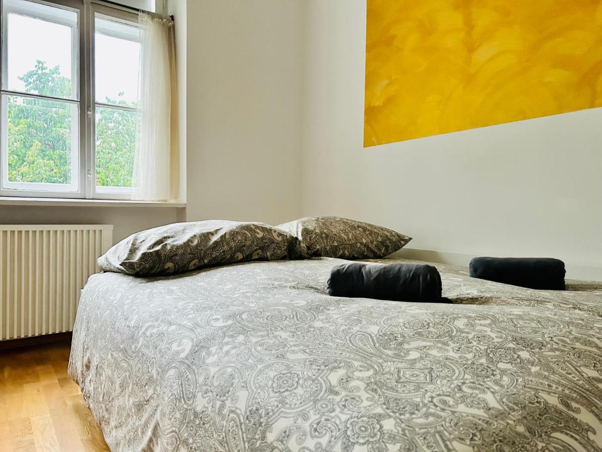 Cosy & Central Apartment Вена Экстерьер фото
